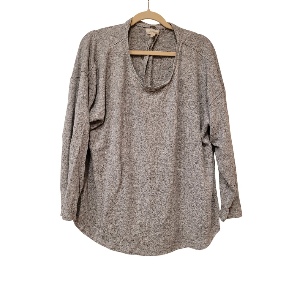 Cupio Woman Grey Heathered Knit Oversized Scoop Neck Top Plus Size 1X/1X‎